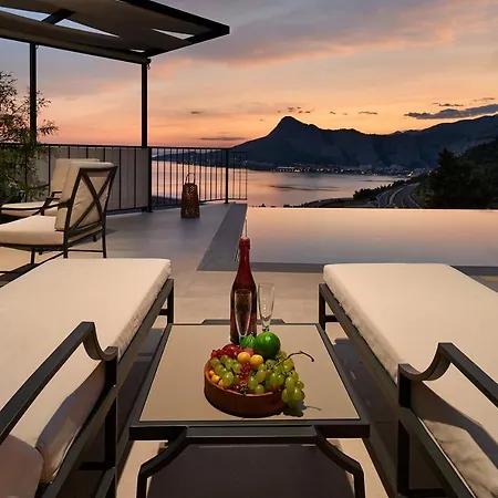 Patria With Infinity Pool Lägenhet