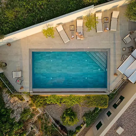 Patria With Infinity Pool Lägenhet *
