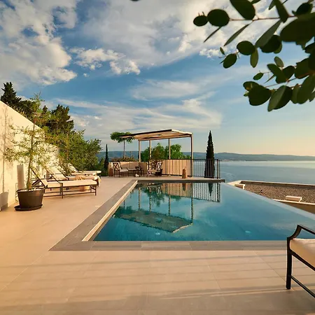 Patria With Infinity Pool Lägenhet *